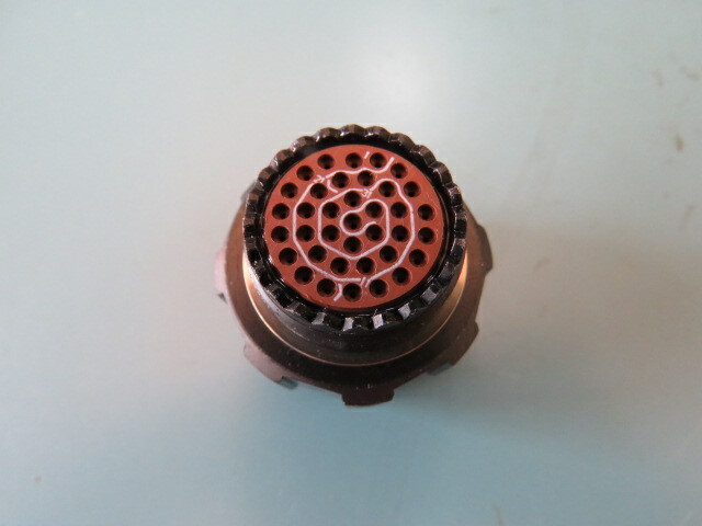 AMPHENOL D38999/26ZD35PA Qty of 1 per Lot 37 Position Circular Connector Plug,