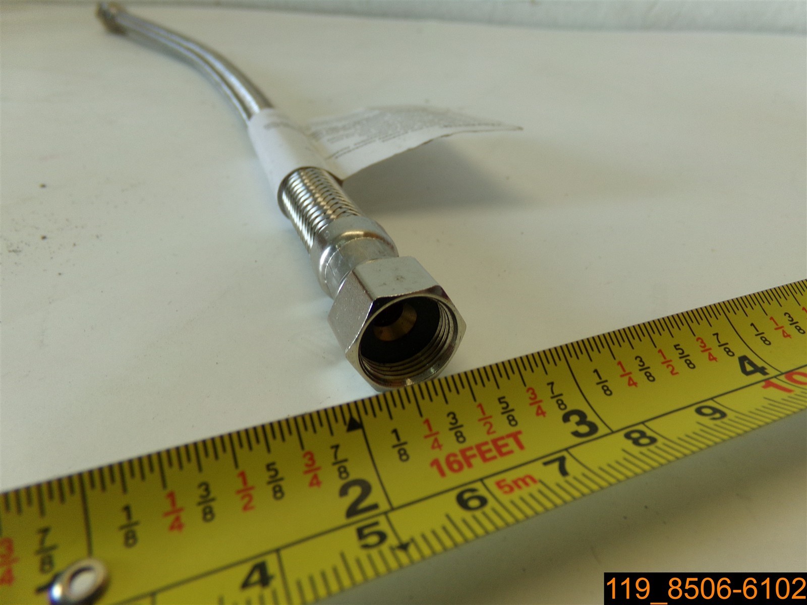 Maintenance Warehouse Stainless Steel Faucet Supply Line 20″ 3/8 Flare x 1/2 FIP