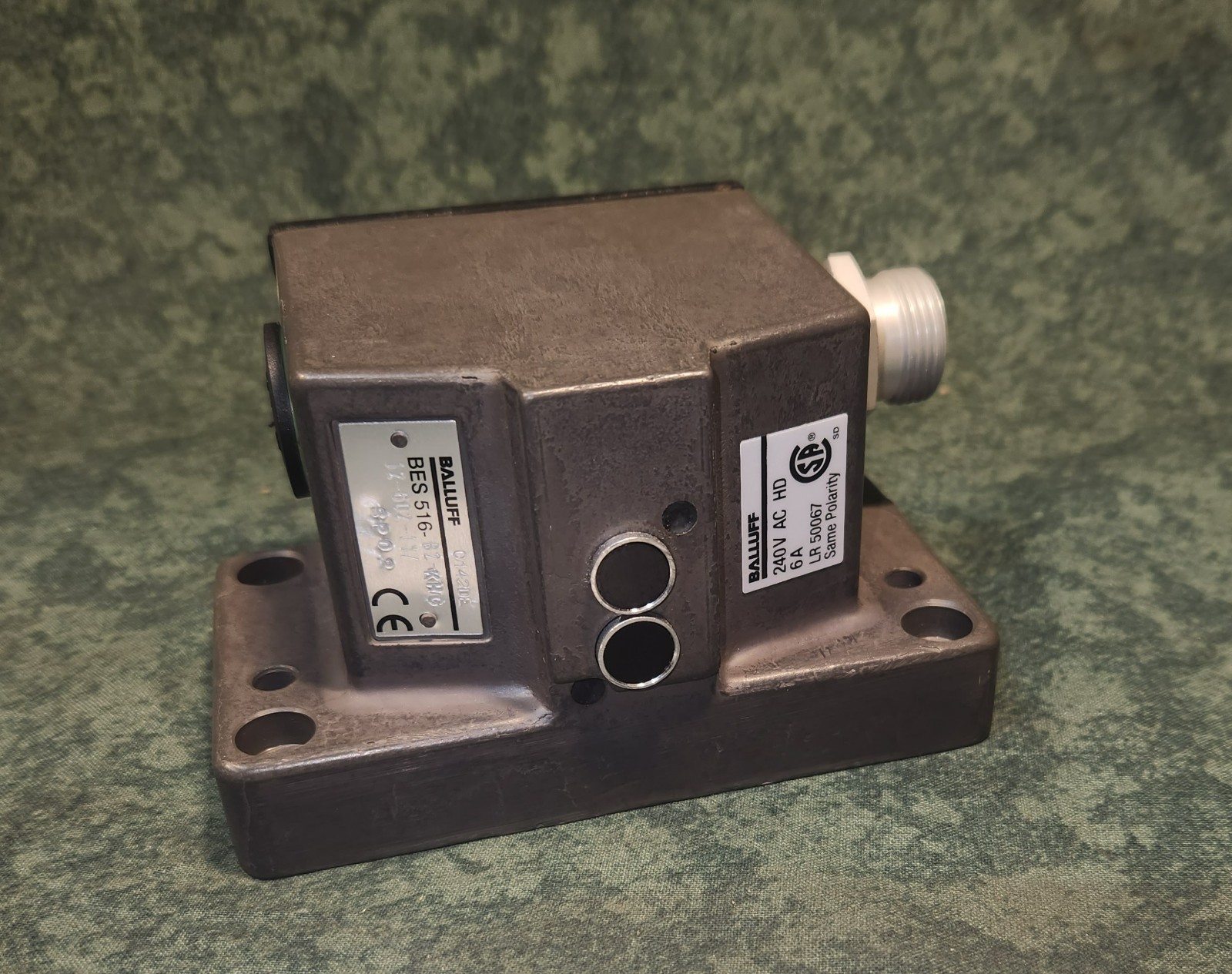 Balluff Sensor # BES516-B2-KHG-12-602-11/ – 240 VAC (18200-Tub-F)