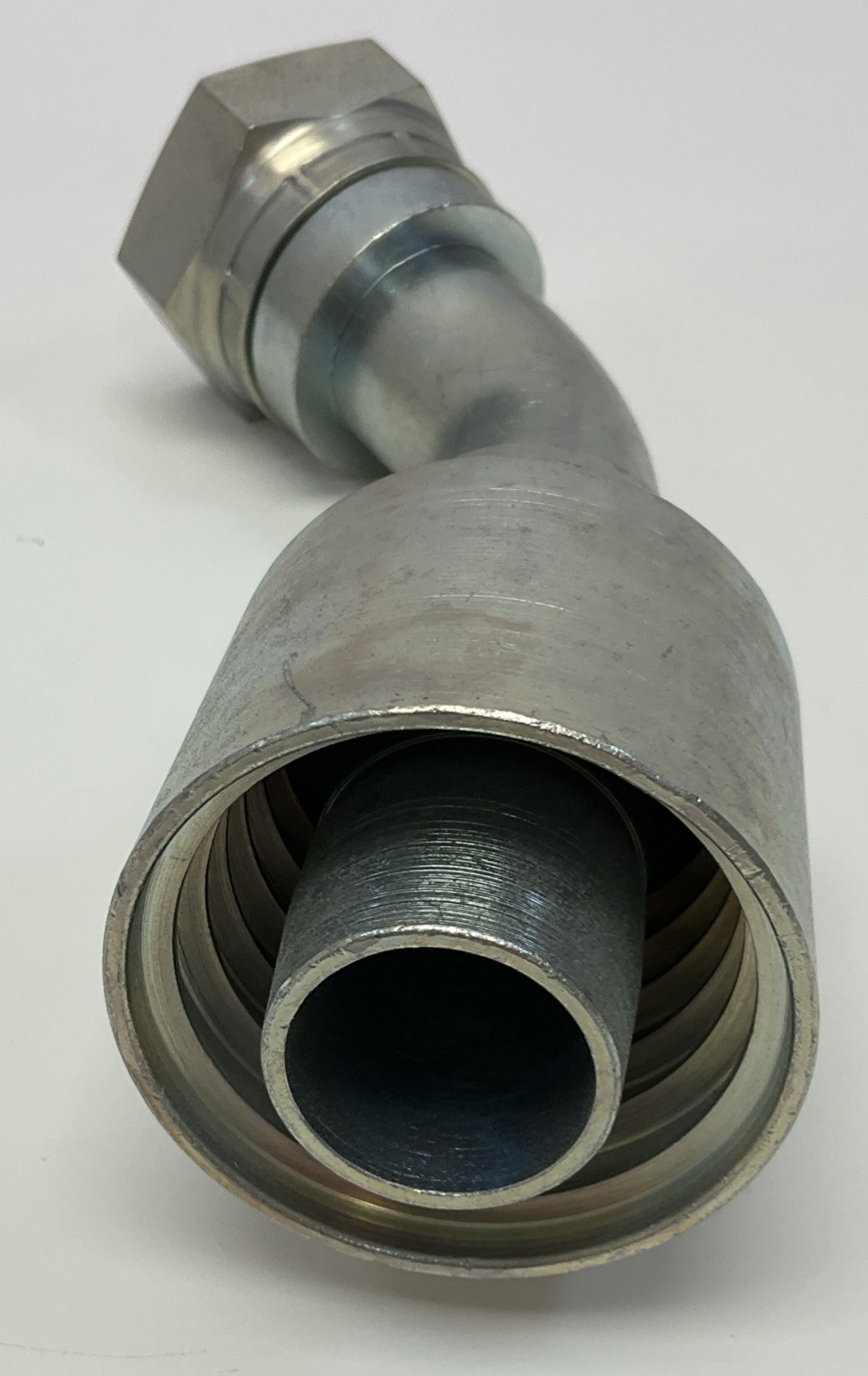 Kurt Hydraulics F-DL4520-35-45-W 1-1/4″ Hose ID X M45 X 2.0 DIN 24­° Seat 45° BT