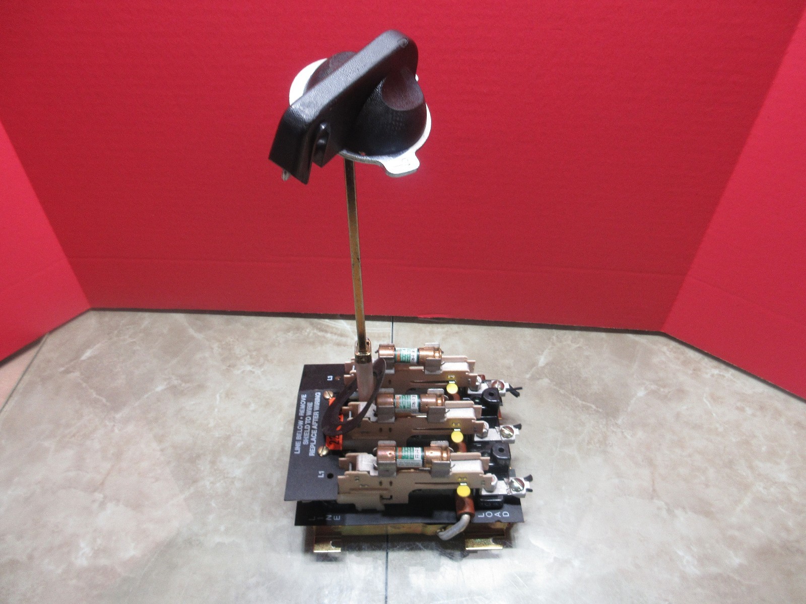 GE GENERAL ELECTRIC MAIN ON/OFF SWITCH UNIT FUSETRON RK5 FUSE FRN-R 30 N535