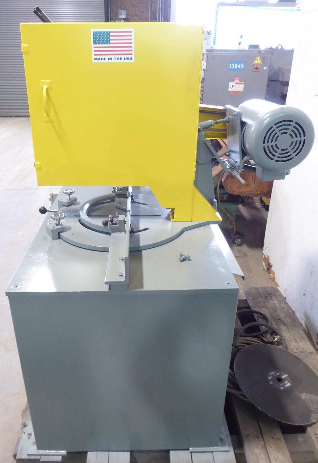 20″/22″ Kalamazoo Abrasive Saw KM20-22, Double Miter, Air Vise, 20 HP, 4″ Solids