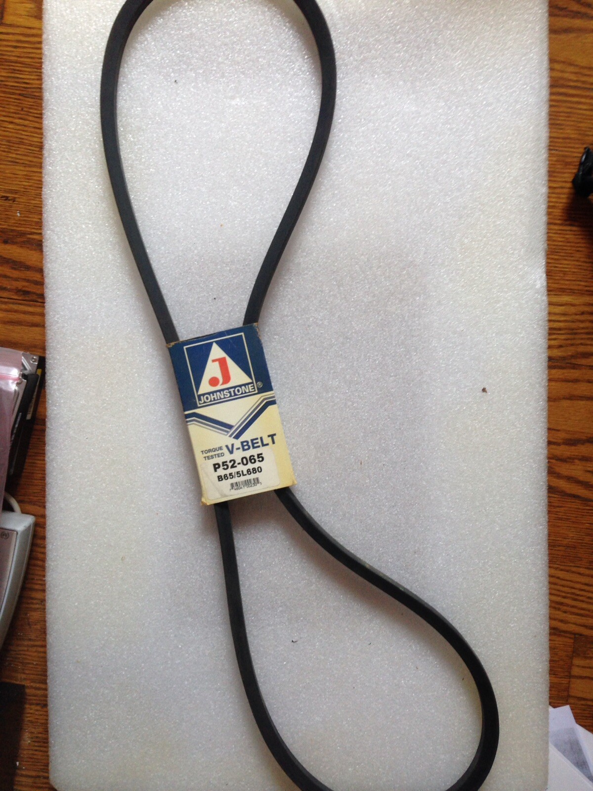 Johnstone Supply P52-065 V-Belt B65/5L680 68″ 21/32″ Width 13/32″ Thick x 40°