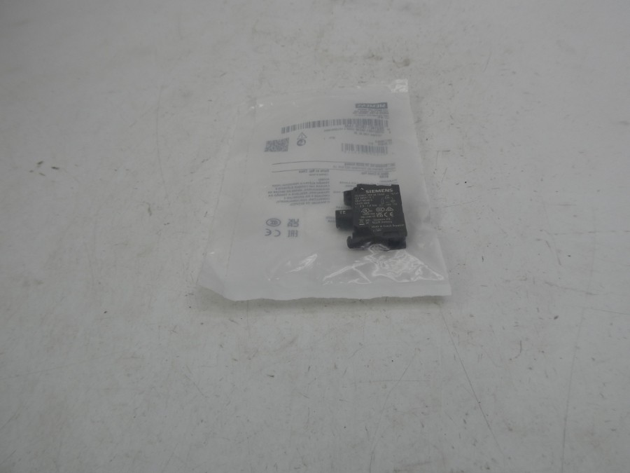SIEMENS 3SU1401-1BC30-1AA0 110VAC NSMP