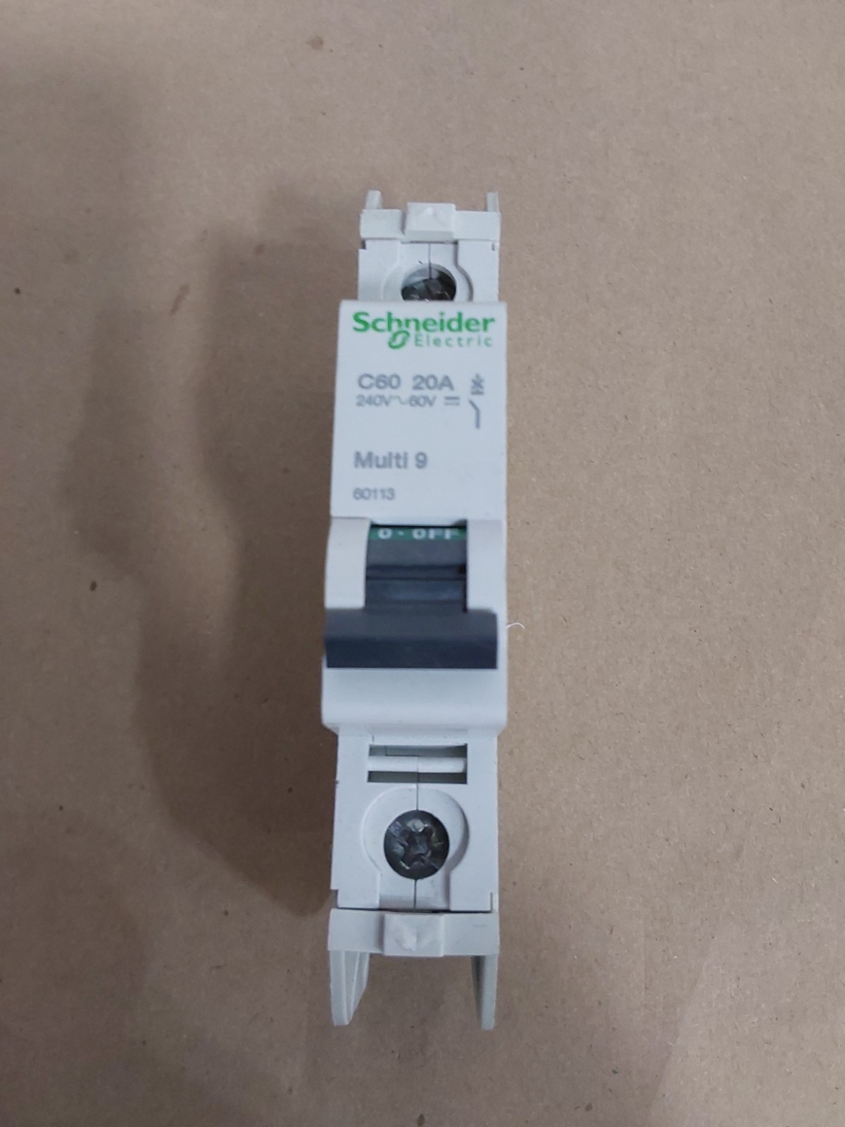 Schneider Electric C60 20A Multi 9 240v 60v.