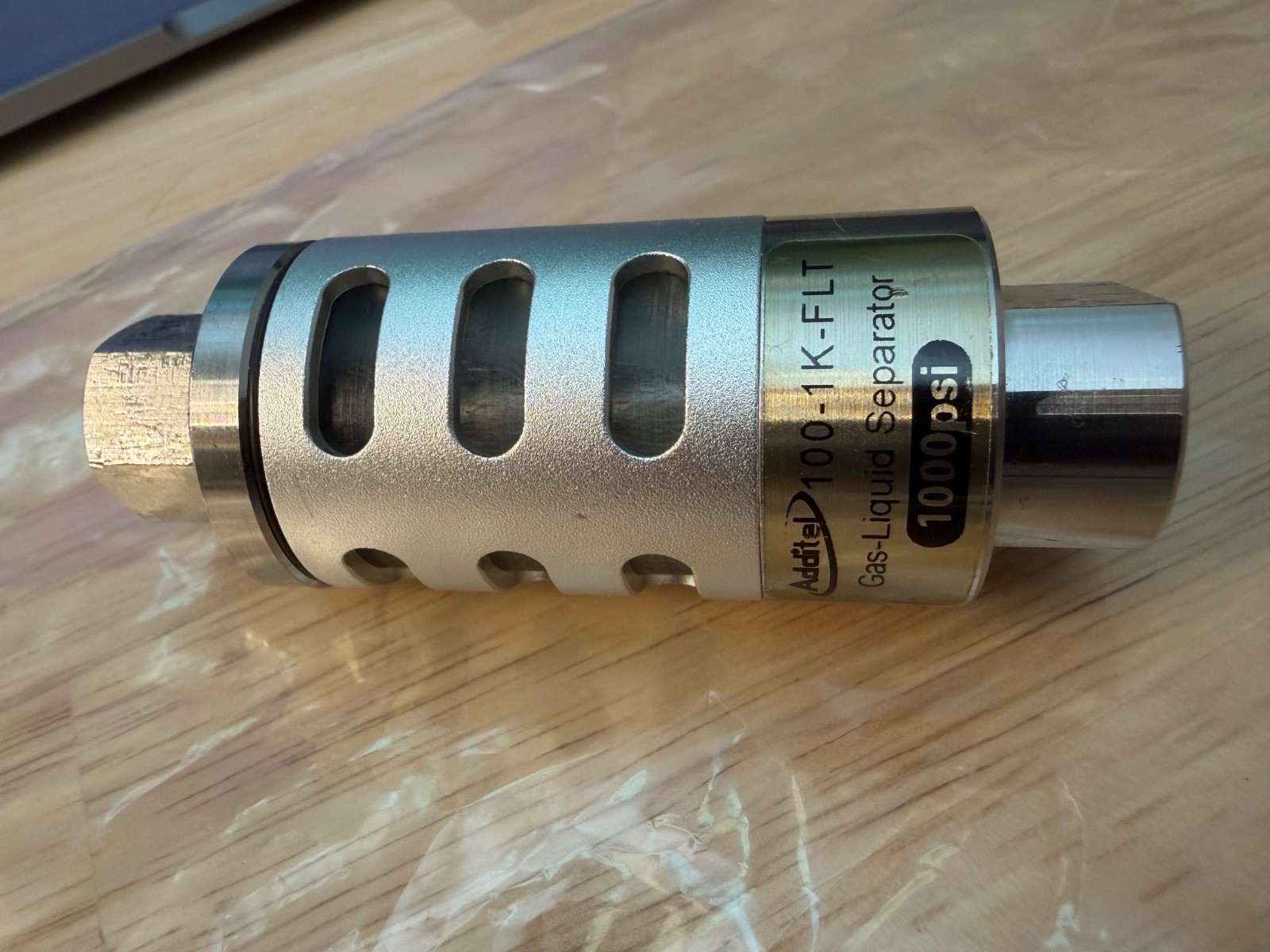 Additel 100-1k-FLT Gas Liquid Separator 1000psi