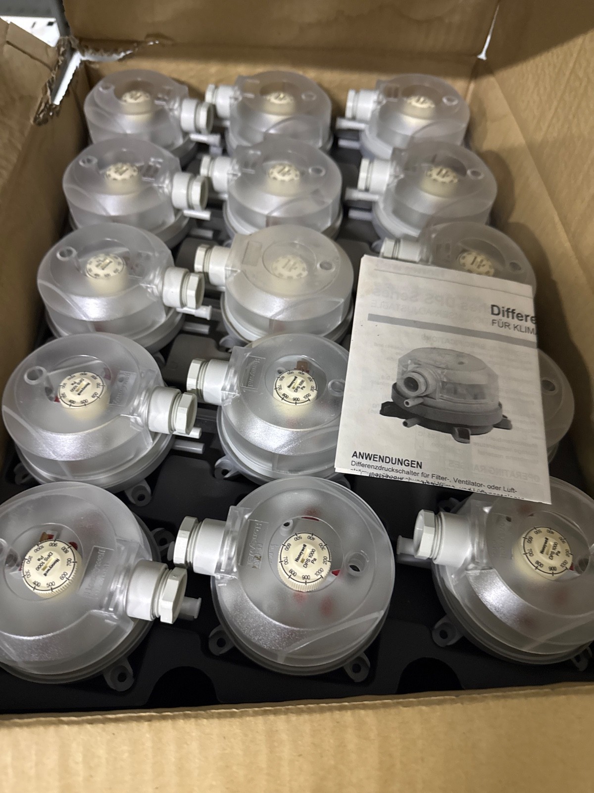 HONEYWELL DPS1000 DIFFERENTIAL PRESSURE SWITCH