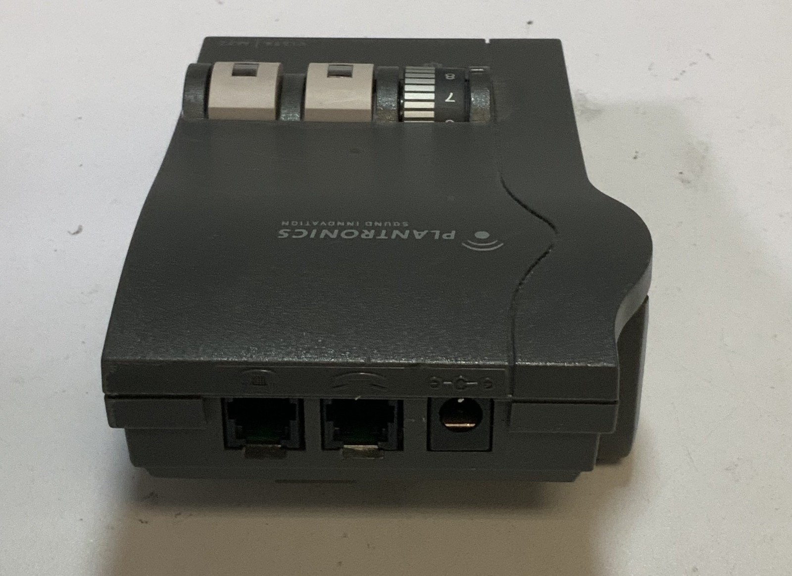 Plantronics Vista M22 Audio Processor Headset Amp. Sound Innovation Corded “J6C”