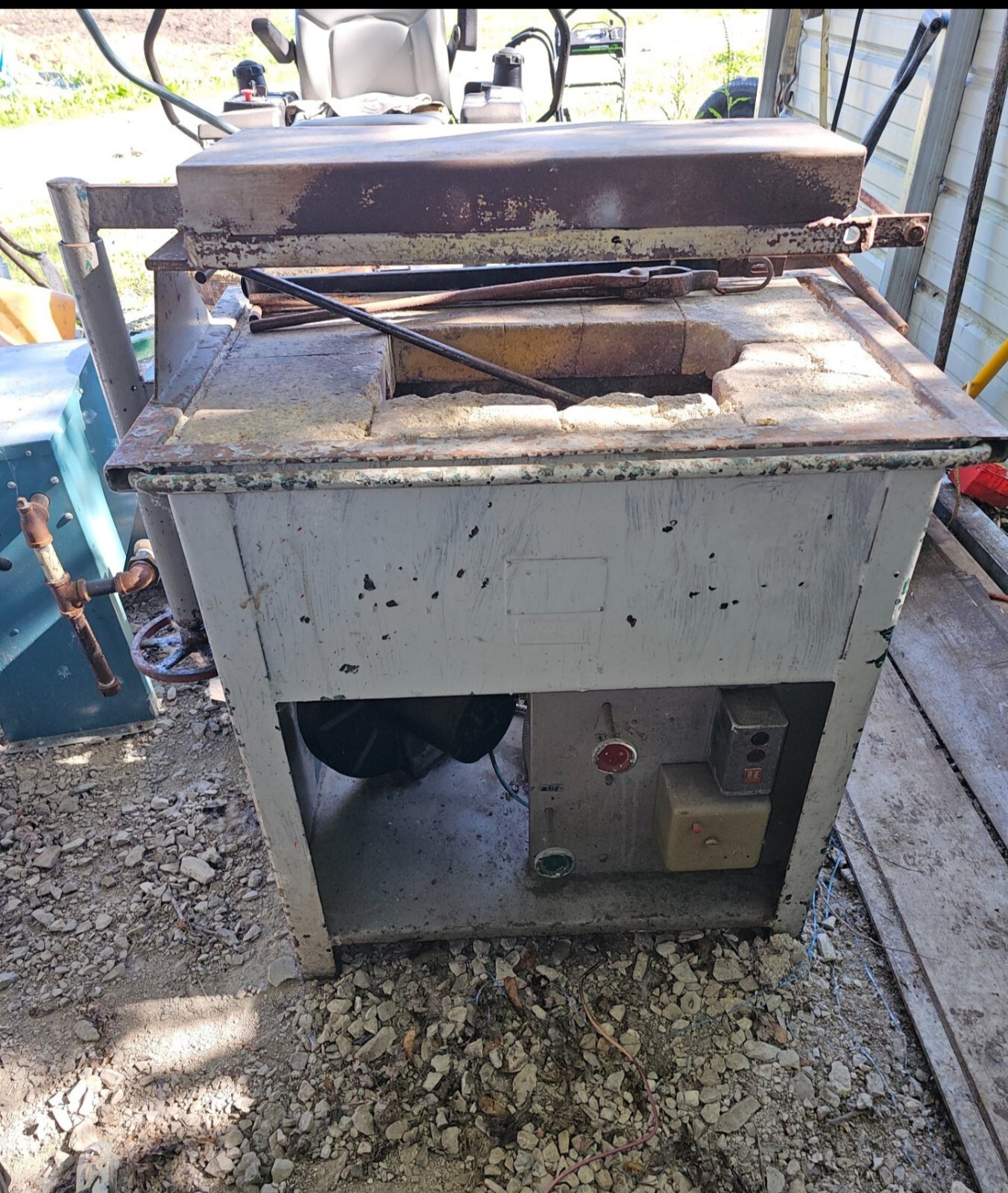 Howard And Smith Oven Furnace Forge Kiln