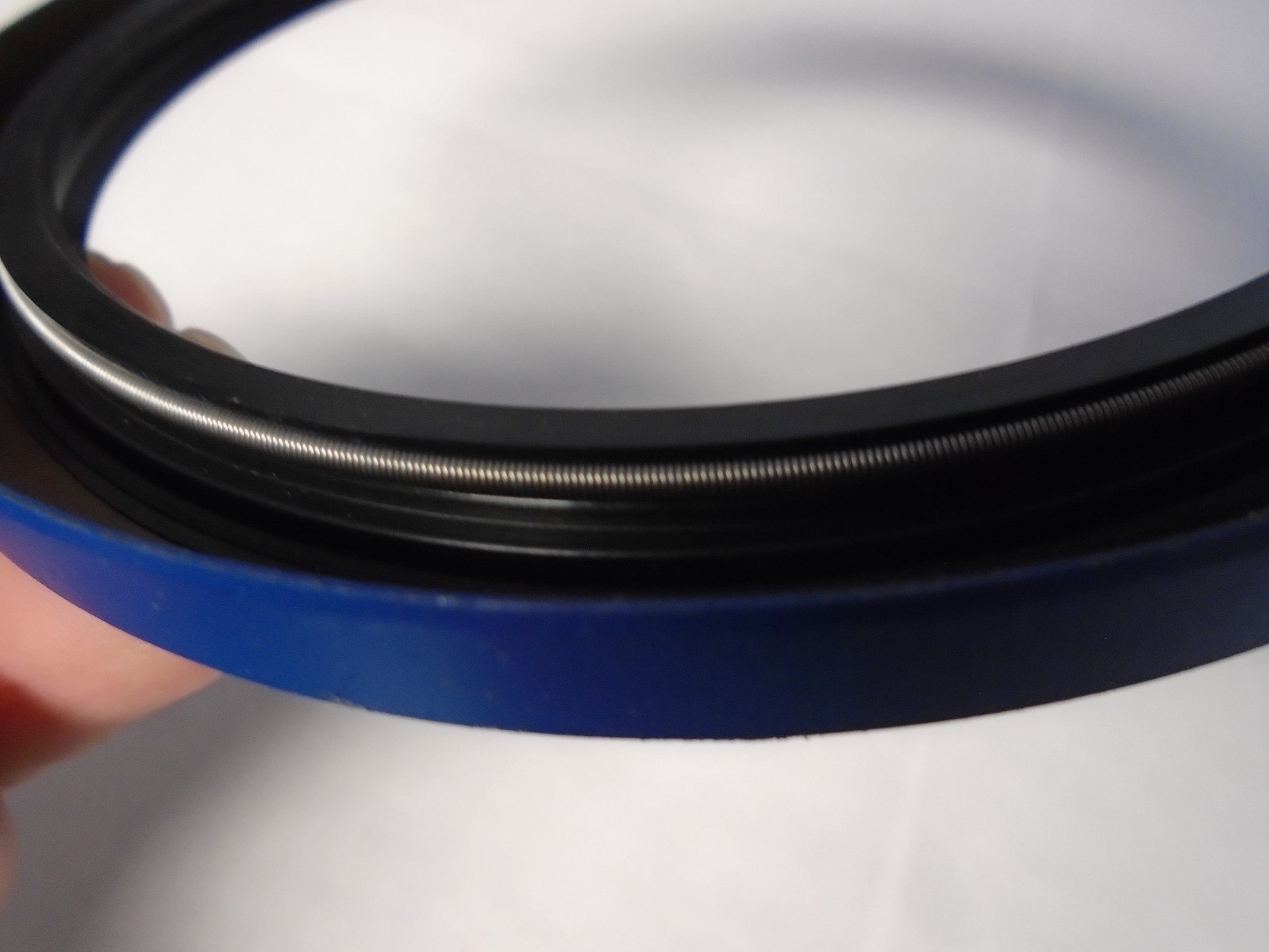 TCM Dichtomatik Oil Seal 42523TB, 4.50″ Shaft, 5.251″ OD, 0.375″ Width
