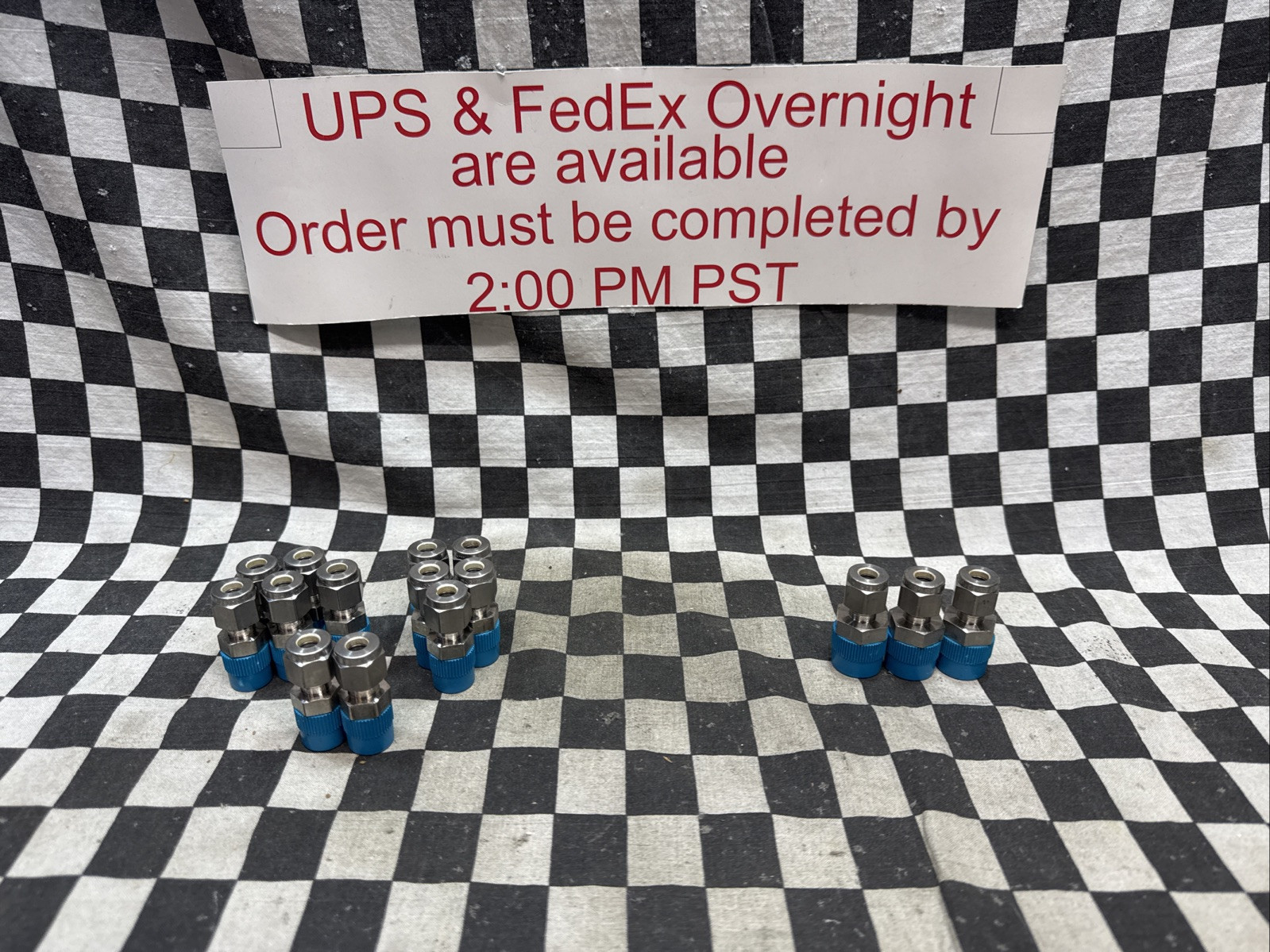 SWAGELOK SS-400-1-4, SS-400-1-6, MALE CONNECTOR 1/4″ TUBE, LOT OF 15 SHIPSAMEDAY