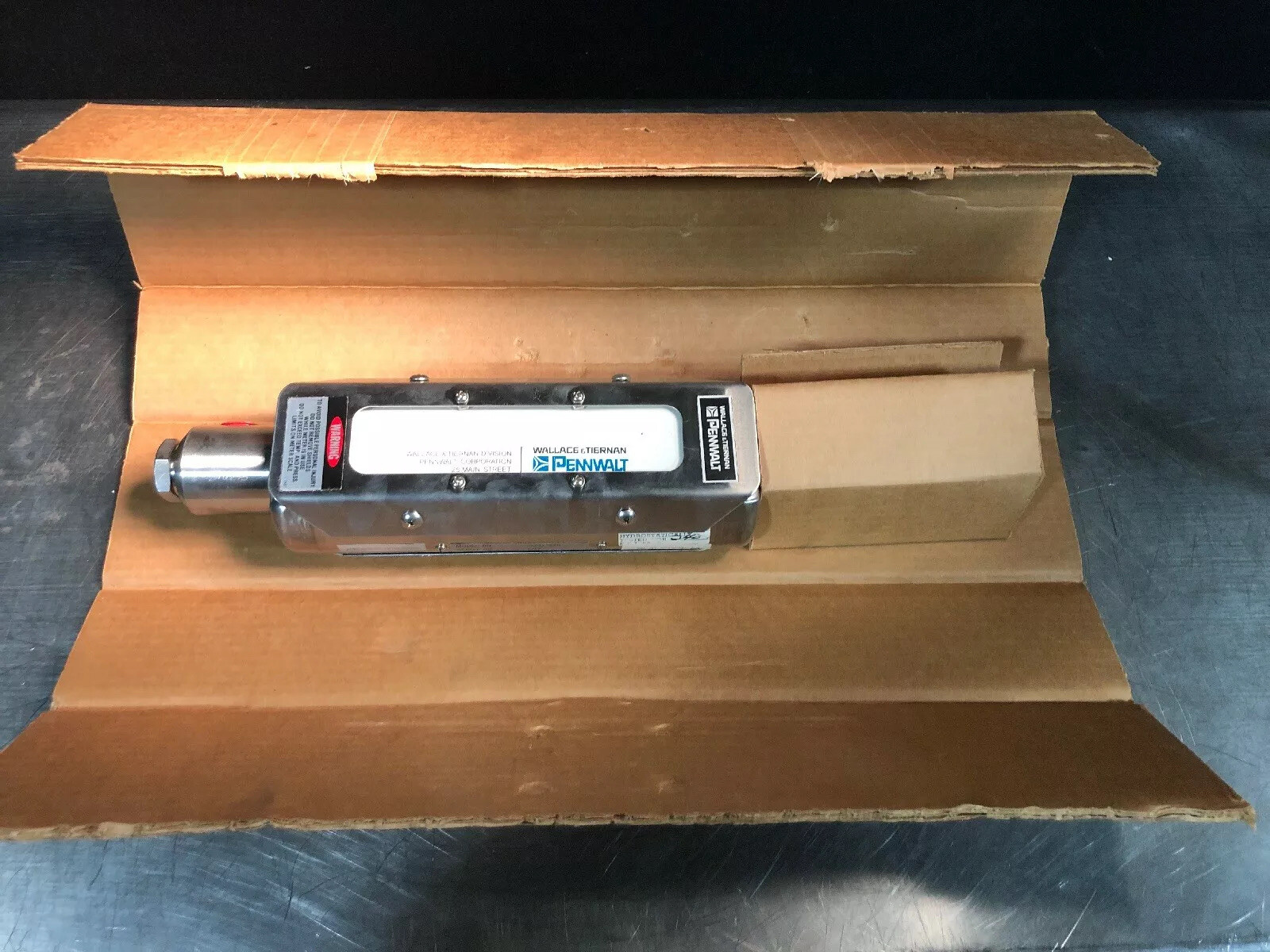 Brand New Wallace Tiernan Pennwalt Flow Meter 5210B12112XXH