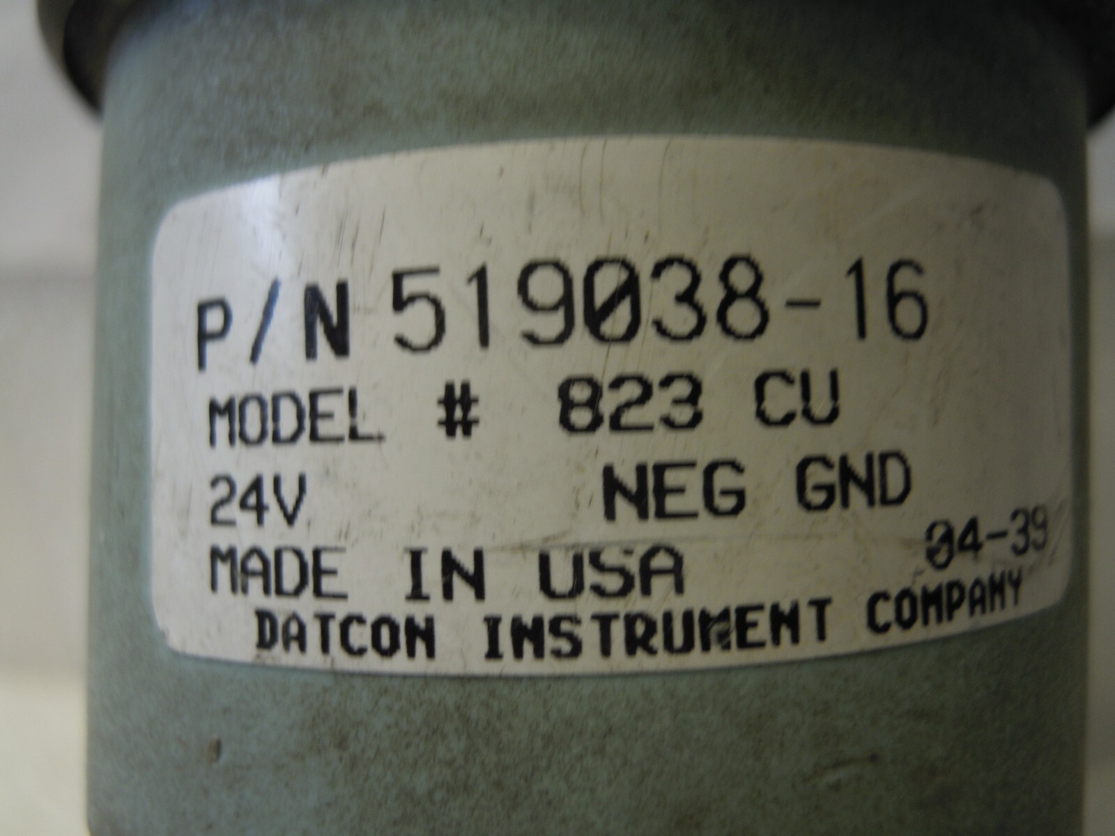 DATCON 823CU 2-1/4″ ENGINE WATER TEMPERATURE TEMP GAUGE 24V WITH BRACKET