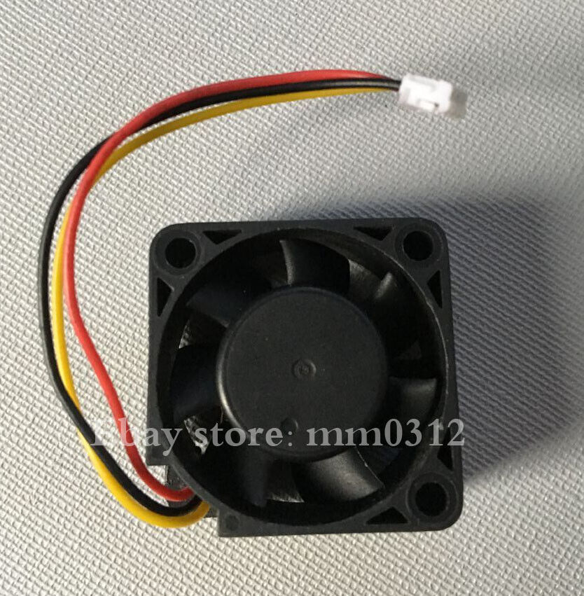 Y.S.TECH YW03015012BH DC12V 0.06A 3CM hard disk box graphics card cooling fan