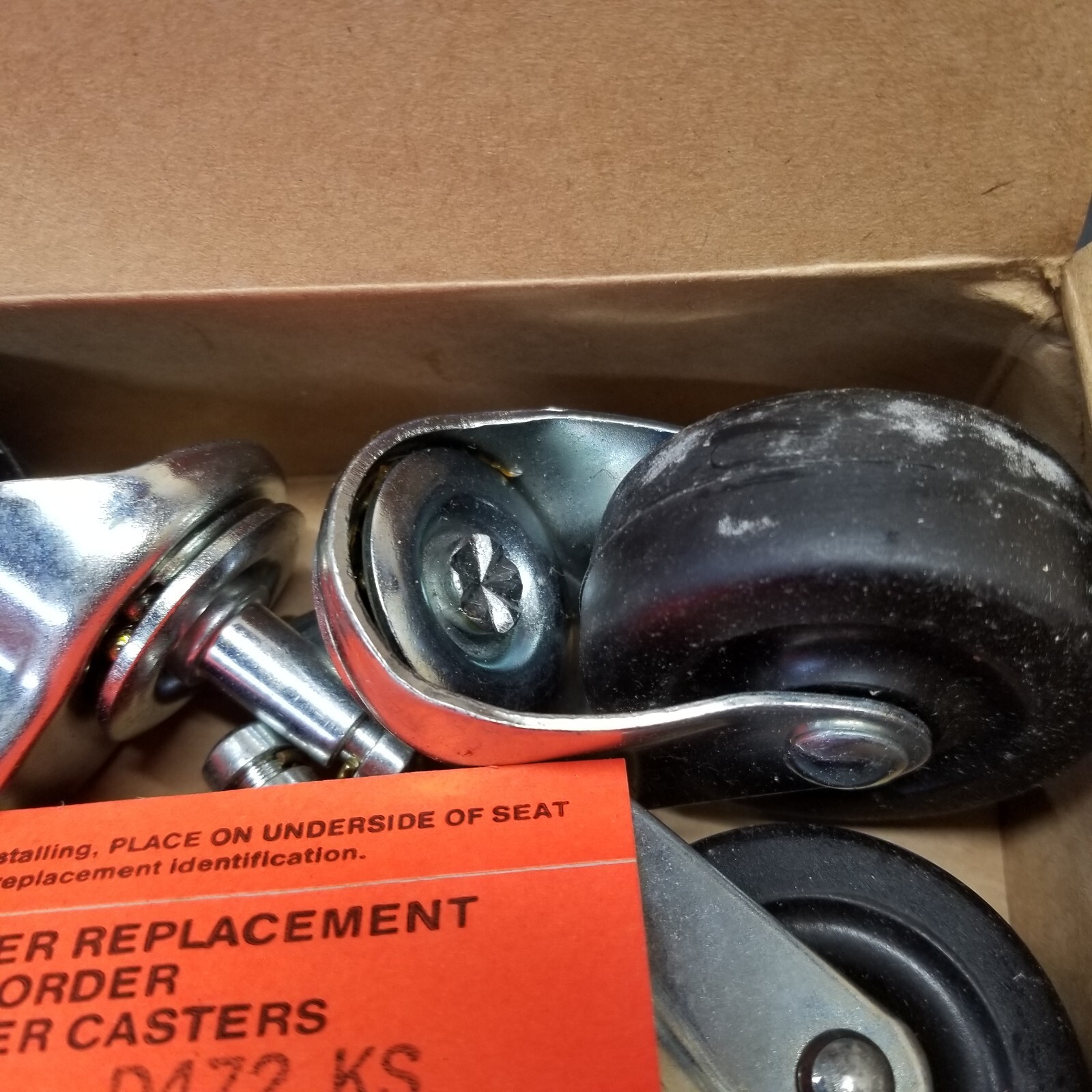 NOS Master Caster Standard Casters 4 Set Zinc Finish D472AS-G-ZN 32001