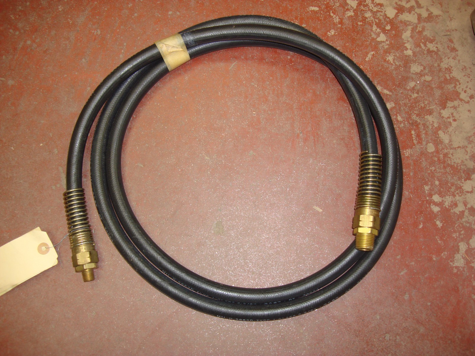 AEROQUIP AIR BRAKE HOSE 3/8″ ID X 9′ 6.5″ LENGHT MIL-H-3992D P/N: 7979895
