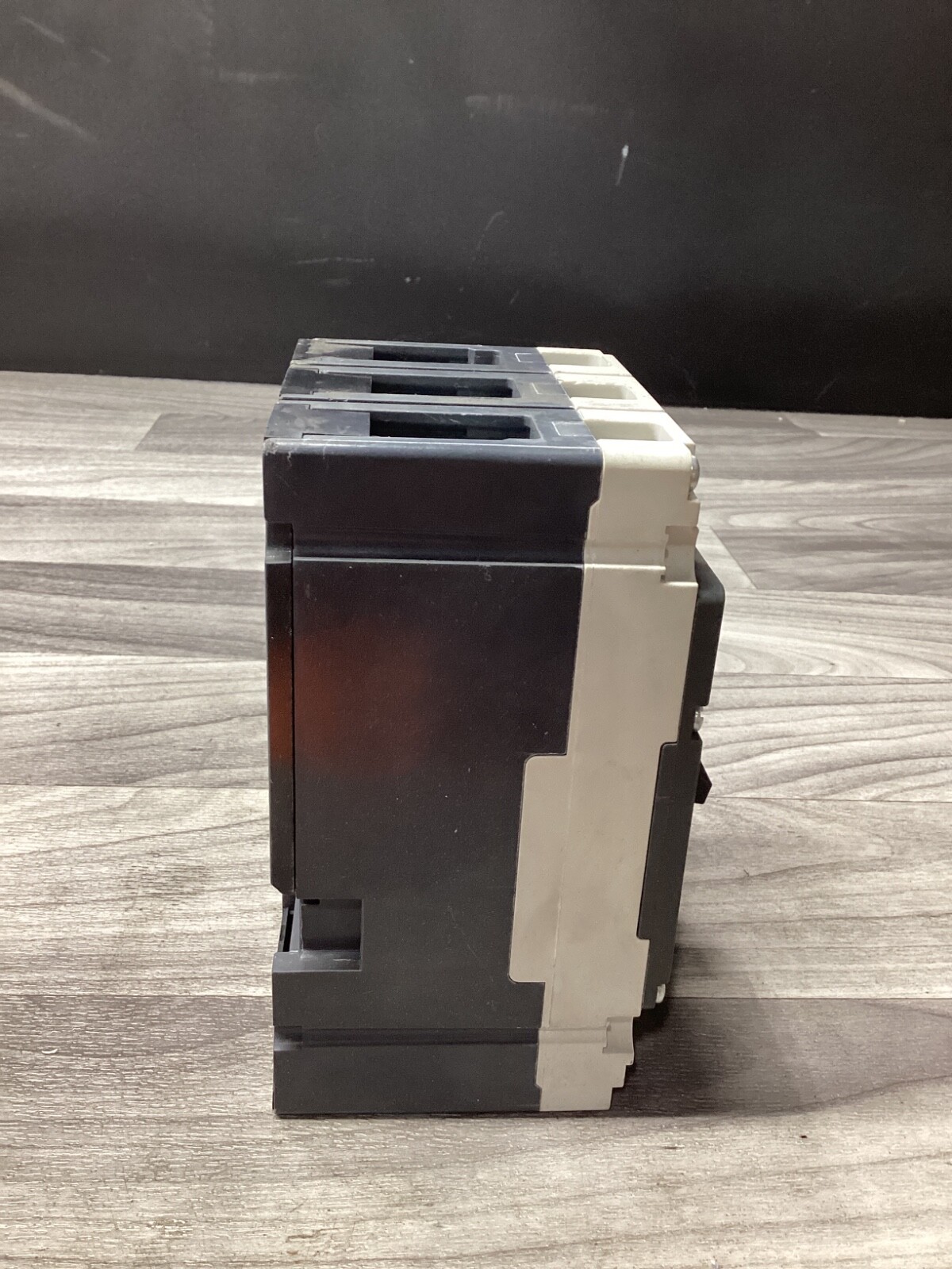 SIEMENS 3VL1710-1DE33-0AA0 100A MOLDED CASE CIRCUIT BREAKER VL 160X #144D90PR5