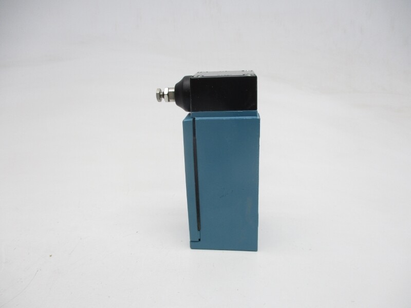 HONEYWELL LSW7L 600VAC 10A NSMP