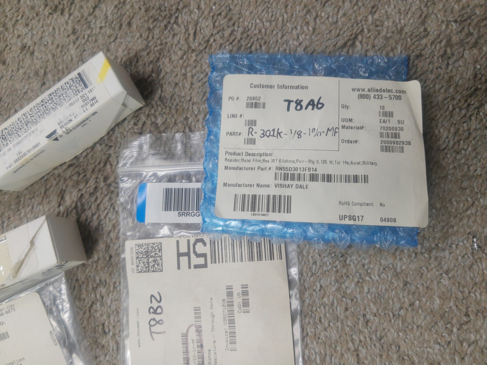 NEW HUGE LOT Vishay Dale Film Resistors 1% 1/8W # RN55C3572FB14 RN55C4993FB14