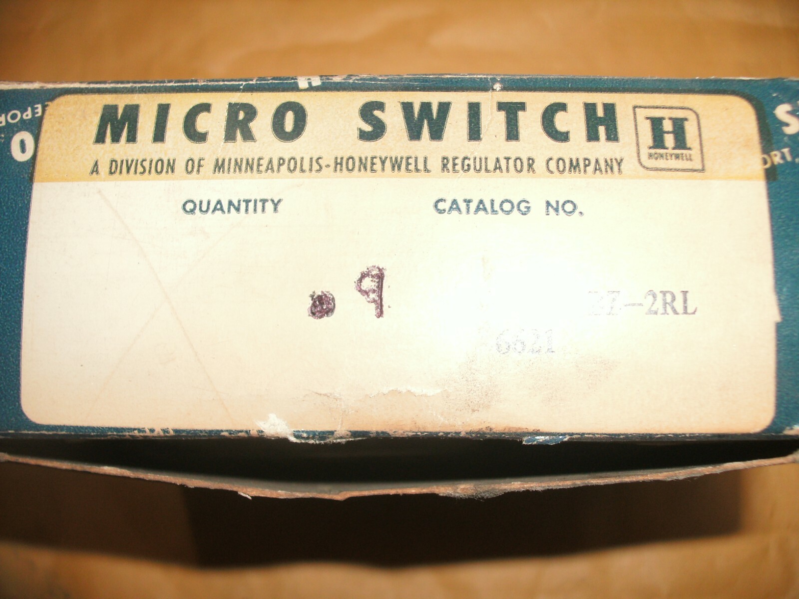 LOT OF 9 – HONEYWELL MICRO SWITCH BZ-2RL BZ2RL