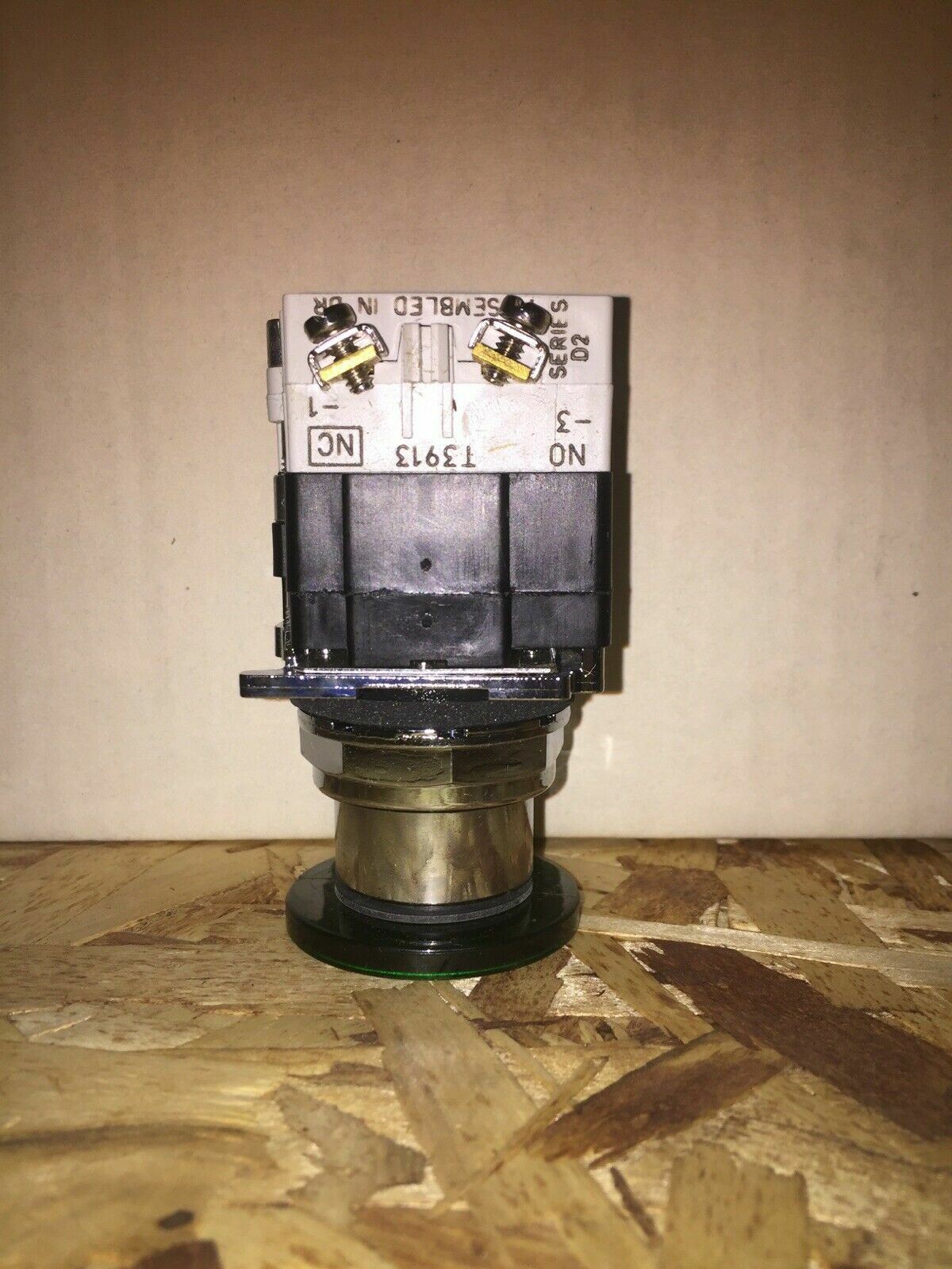 10250T563C48-1X. PUSH PULL OPERATOR.