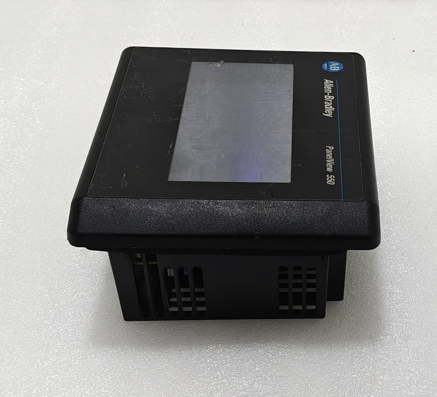 Allen Bradley PanelView 550 2711-T5A16L1 Ser B Frn 4.46 Touchscreen HMI