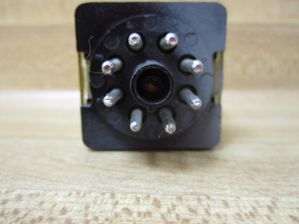 General Electric CR120 HG85J02C Relay