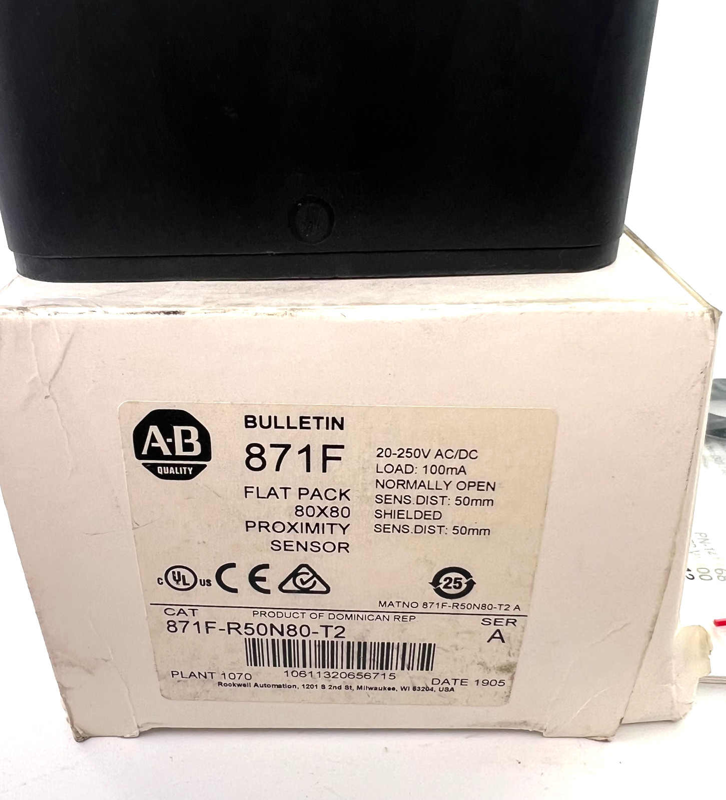 Allen Bradley 871F-R50N80-T2 Flat Pack 80X80 Proximity Sensor Bulletin 871F NEW