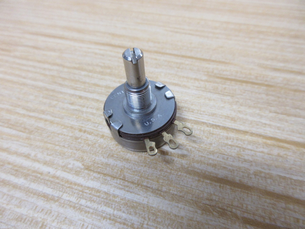 Centralab RV4NAYSD504A Potentiometer HMP-500K