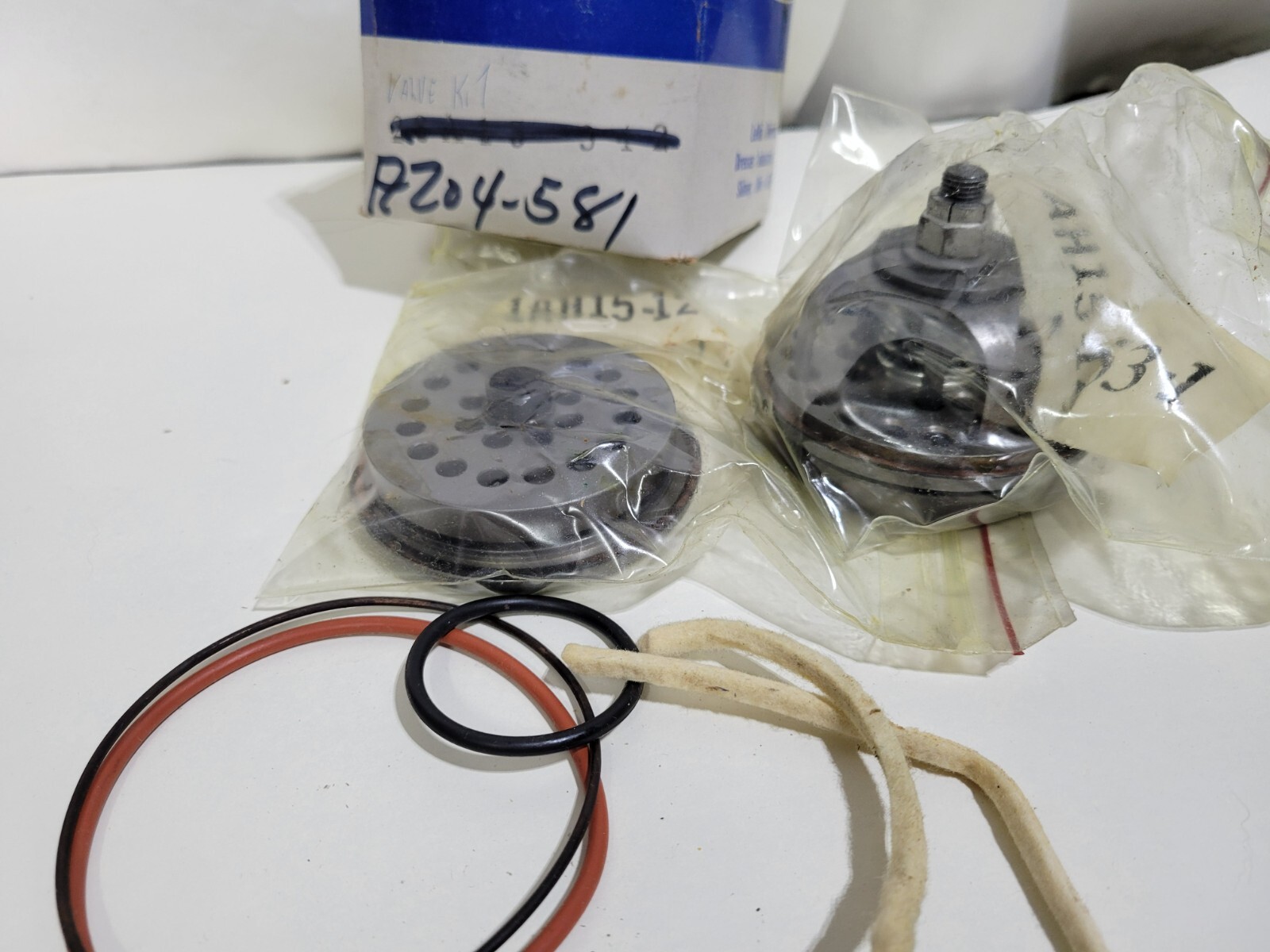 Genuine LeRoi A204-581 Valve Set AH15-1253