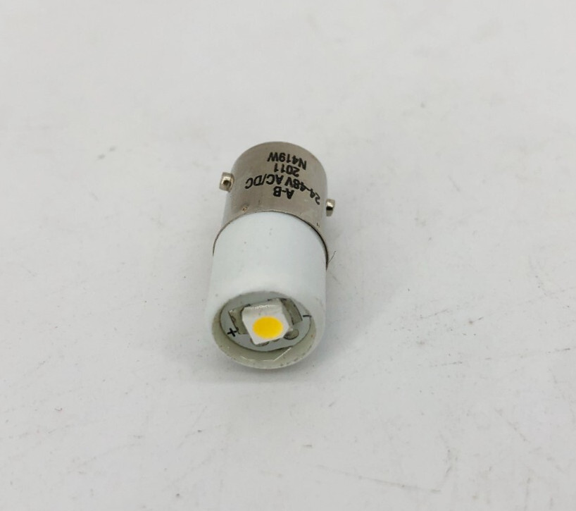 Lot of 2 New Allen-Bradley 800T-N419W White LED Bulbs 24-48VAC – No Box