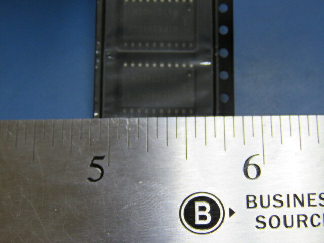 INTERSIL HIP6004ECB-T Qty of 10 per Lot Controller, Intel VRM8.5 Voltage Regula