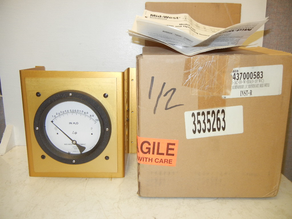 MID-WEST INSTRUMENT 130-AC-00-W-HA NEW DIFFERENTIAL PRESSURE GAUGE 130AC00WHA