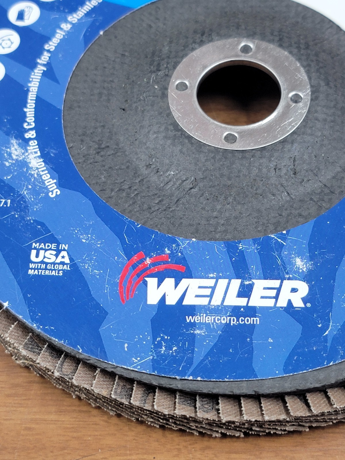 Weiler 50823 Big Cat 7″ 40 Grit Abrasive Flap Disc Type 27 Zirconia Alum, 2pk