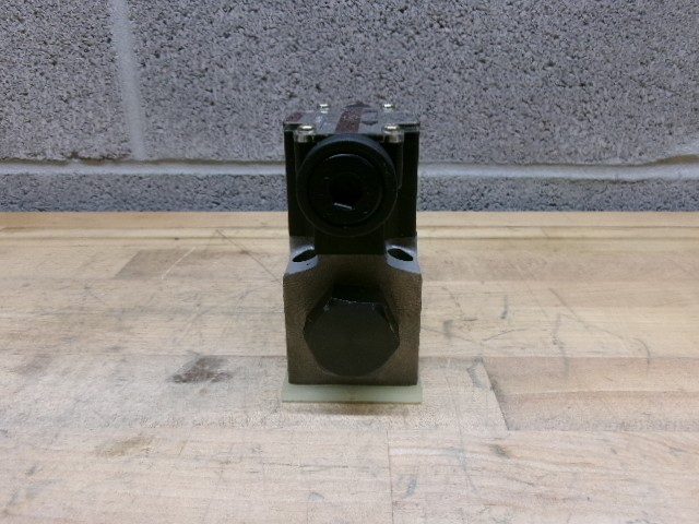 TOYOOKI HD1-2S-BGA-025A-WYD | 2POS, ISO025, 7MPA, 24VDC