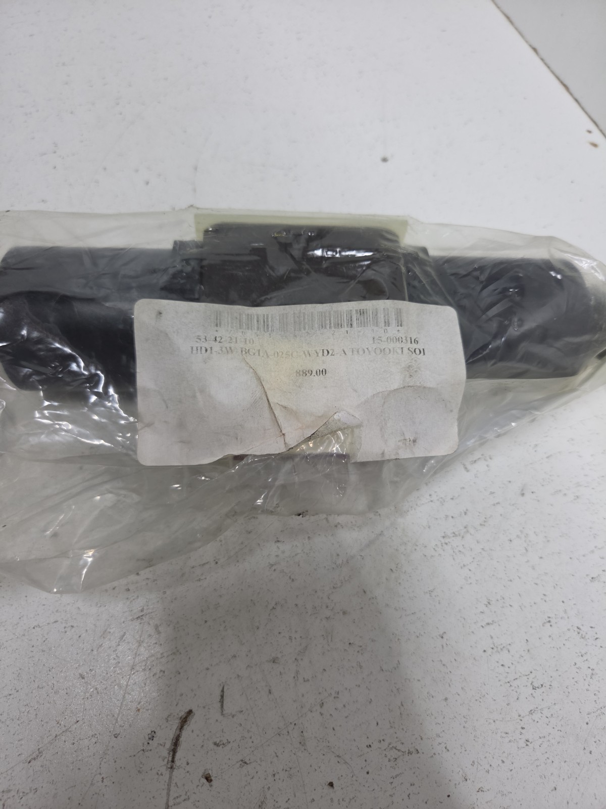 TOYOOKI HD1-3W-BGA-025D-WYD2A **NOS**