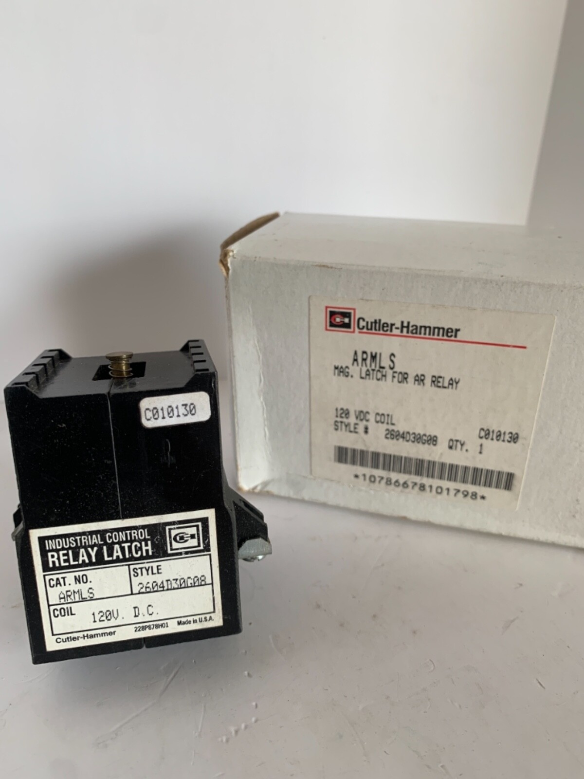 NEW CUTLER HAMMER ARMLS MAG LATCH FOR AR RELAY 2604D30G08