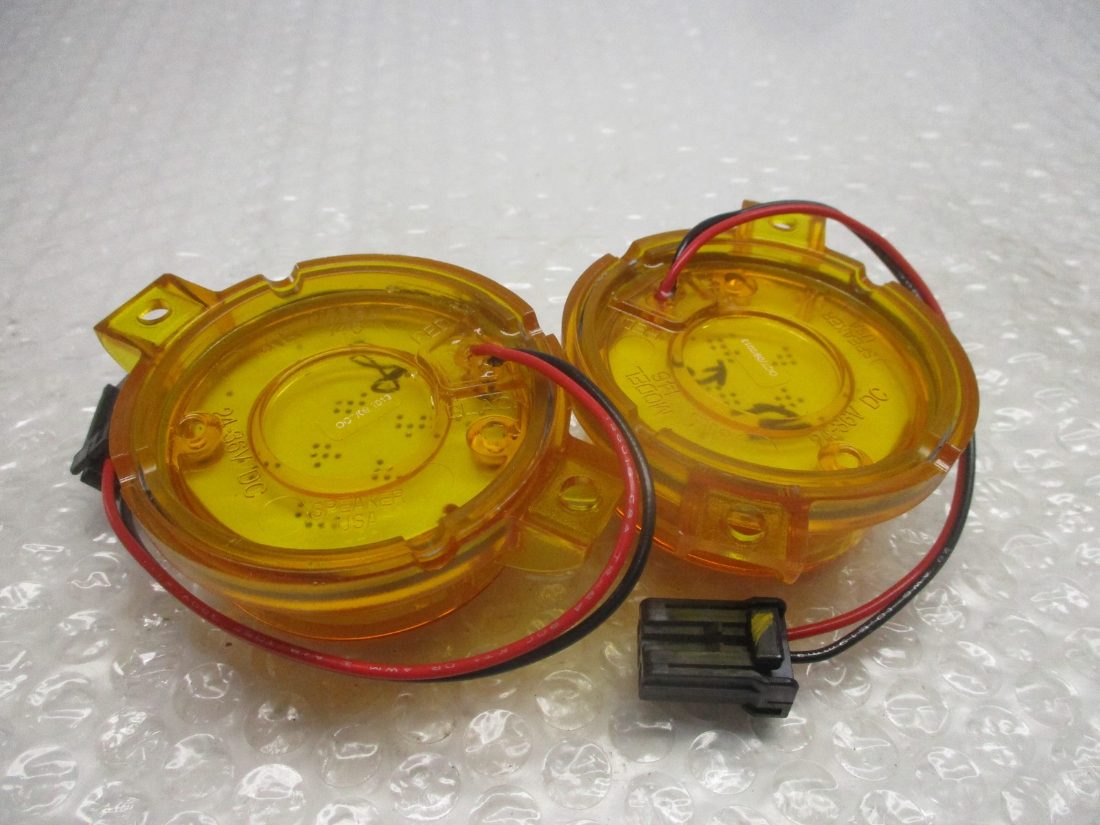 INDUSTRIAL SPARE 798300410 LIGHT AMBER LOT OF 2 NSNP
