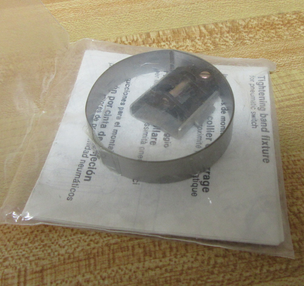 Hecon G1490205 Mounting Strap