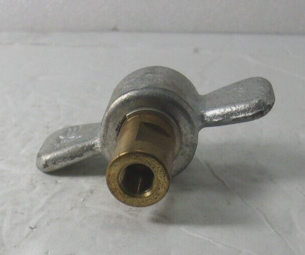 Aeroquip 5100-S1-4B Winged Fitting, 1/8″, New