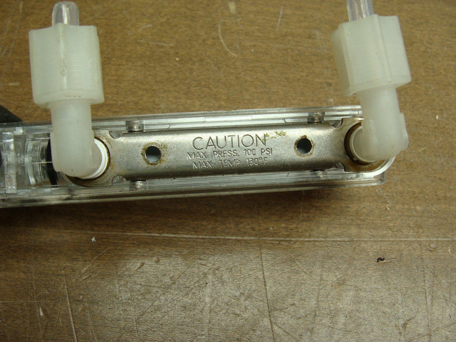 LOT OF 2 DWYER RATE-MASTER FLOWMETERS RMA-22-SSV 2″ SCALE 2-25 LPM AIR
