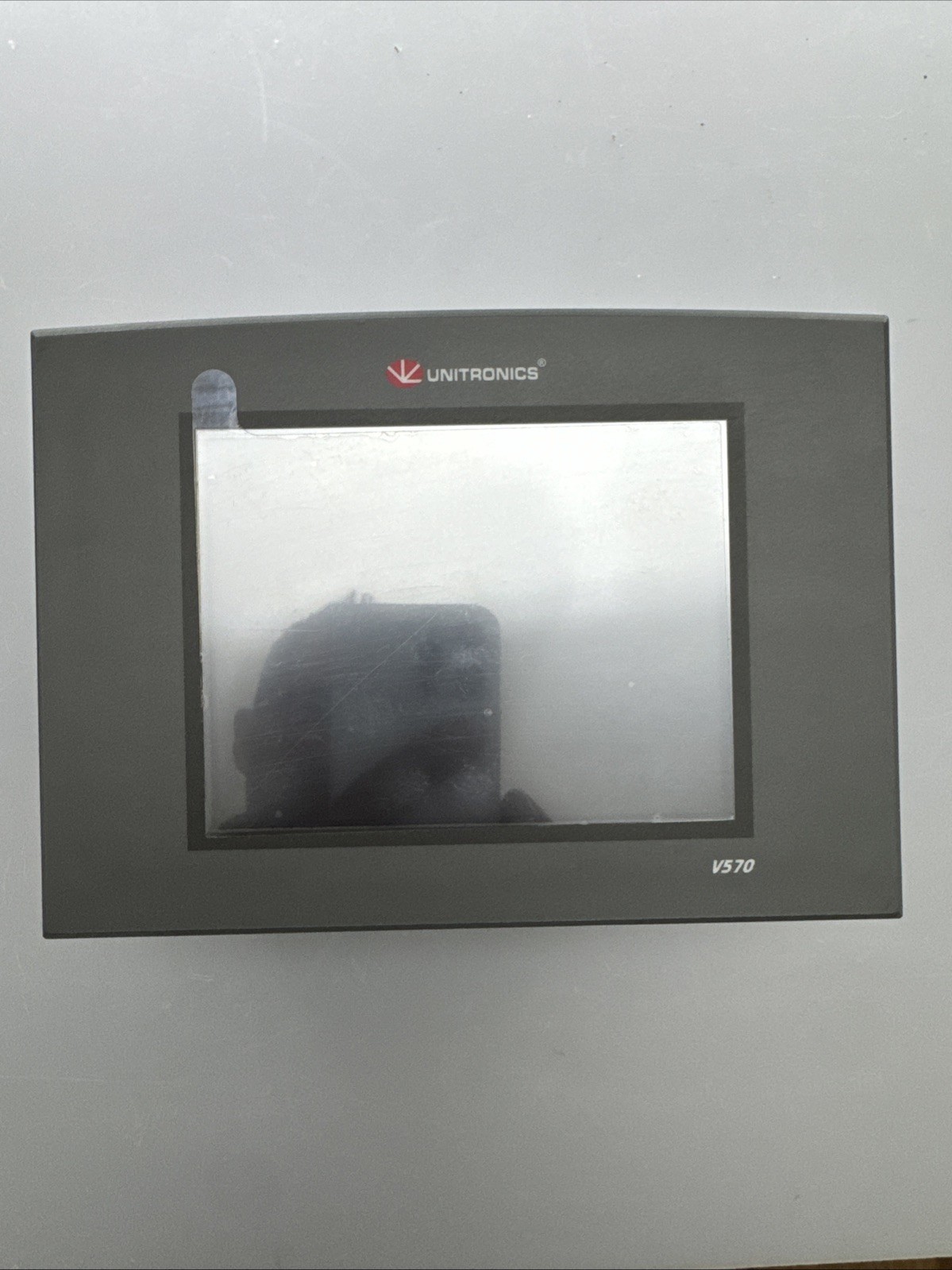 UNITRONICS V570-57-T20B-J / V200-18-E4XB