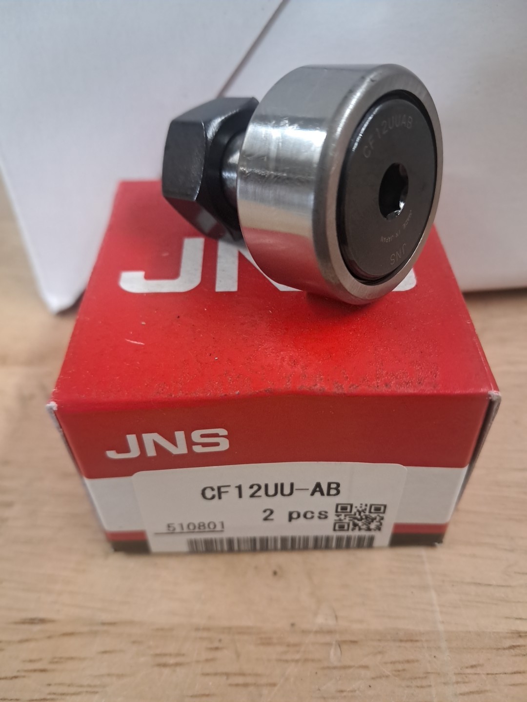 JNS CF12 UU – AB, CAM Follower, 32 mm OD, M12 X 1.5 Threaded 2pk.