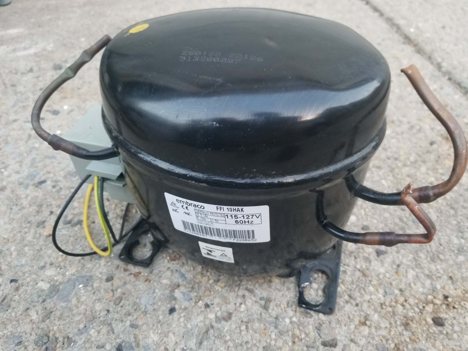 Embraco Compressor FFI 10HAK 50Hz FFI10HAK 9.05 Cm³ R134A