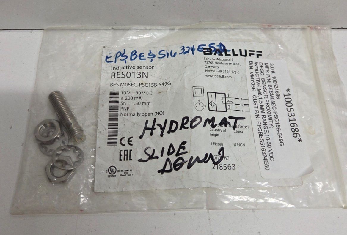 NEW IN BAG! BALLUFF 30V INDUCTIVE SENSOR BES013N BES-M08EC-PSC15B-S49G