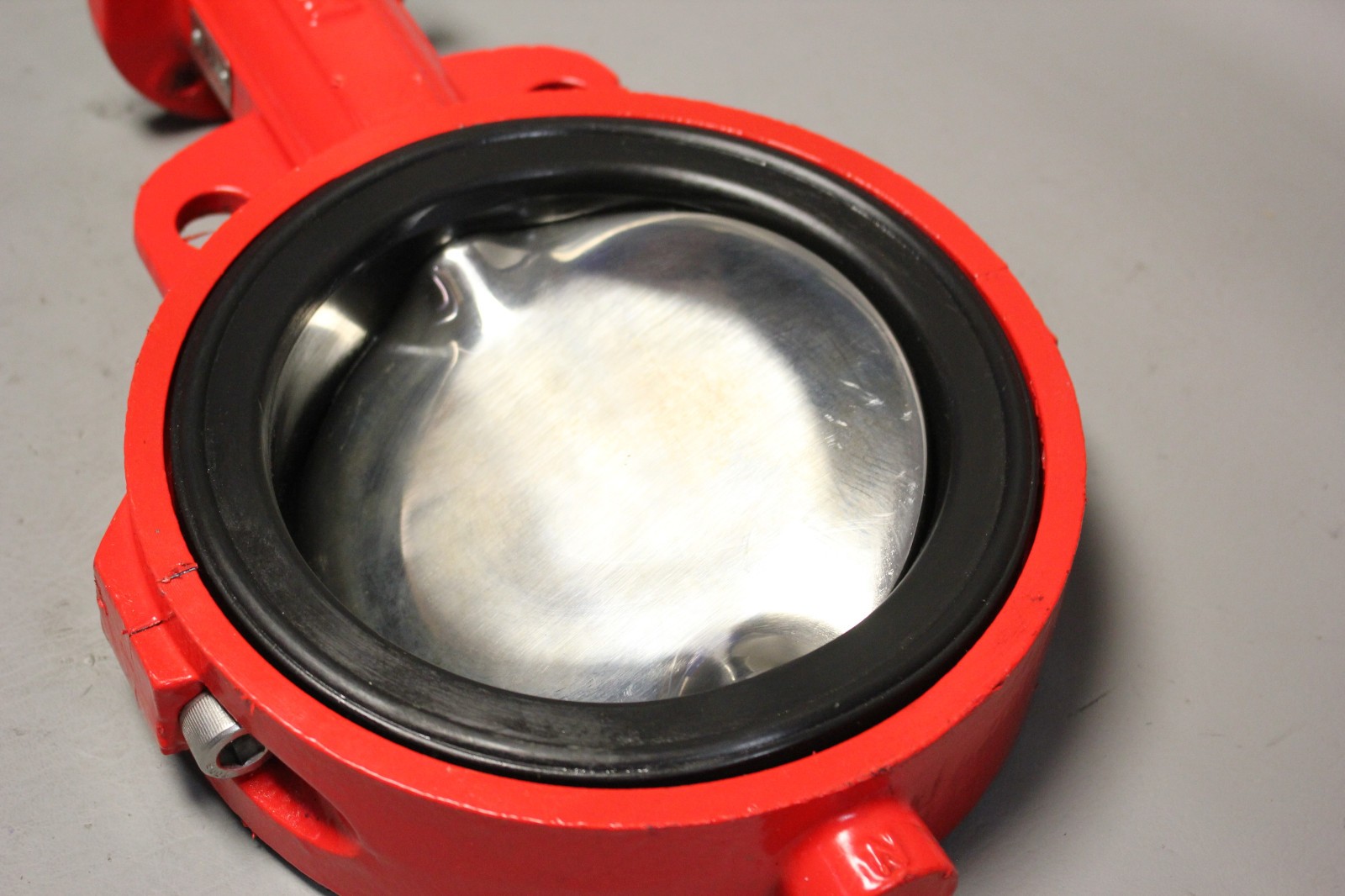NEW BRAY 6″ BUTTERFLY VALVE SERIES 20