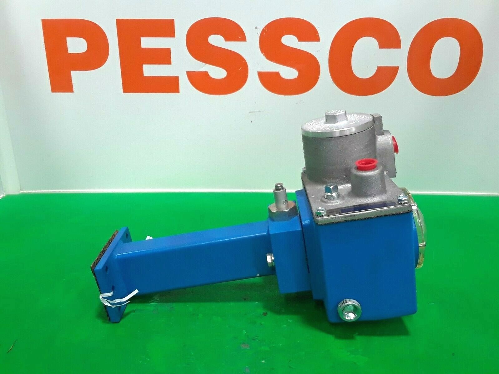 🟠KENCO OIL LEVEL CONTROLLER KLCE-DPDT24FS PESSCO IS OFFERING 1 R020421-36-37 🗽