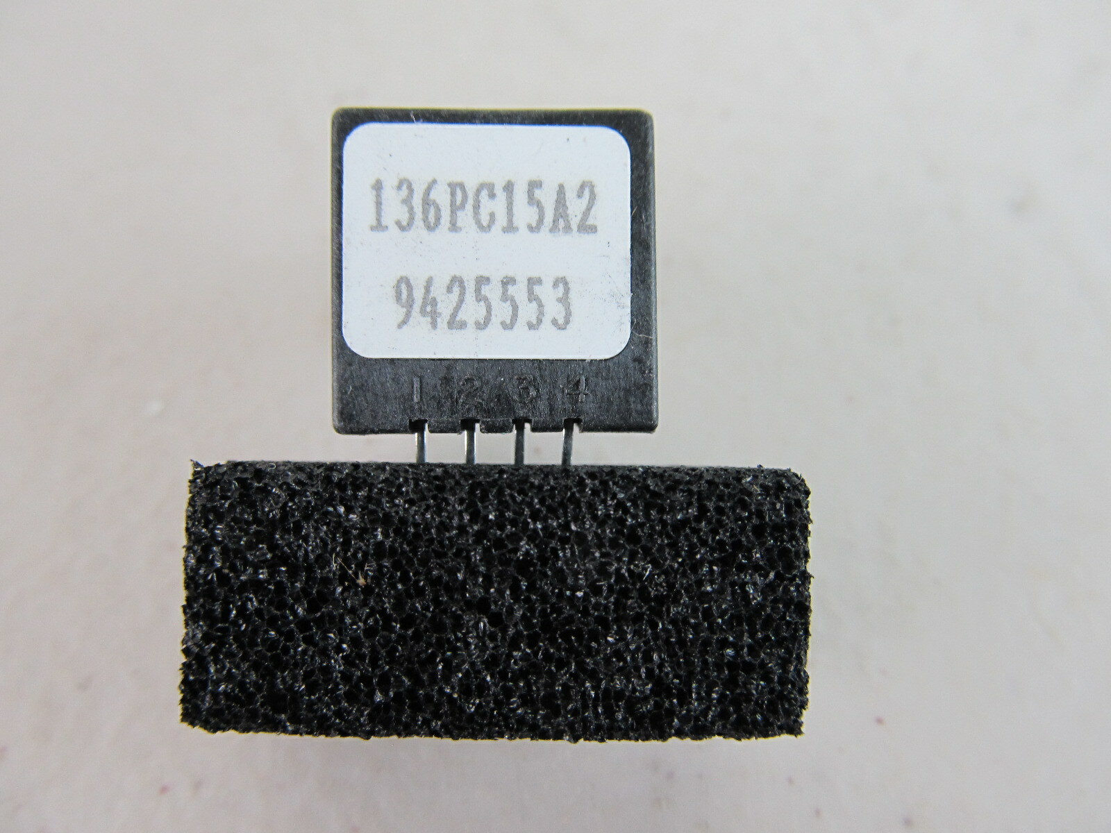 HONEYWELL 136PC15A2 Pressure Sensor 15PSI (103.42kPa)