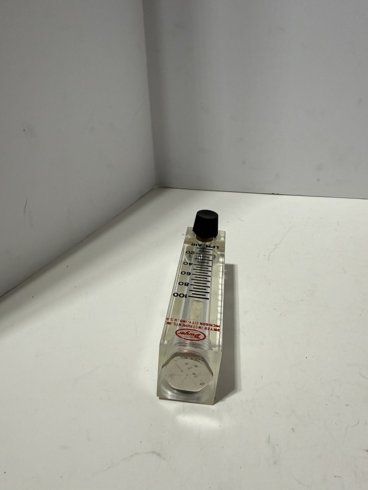 DWYER VISI-FLOAT VFA-27-BV Flowmeter Series VFA NEW OPEN BOX