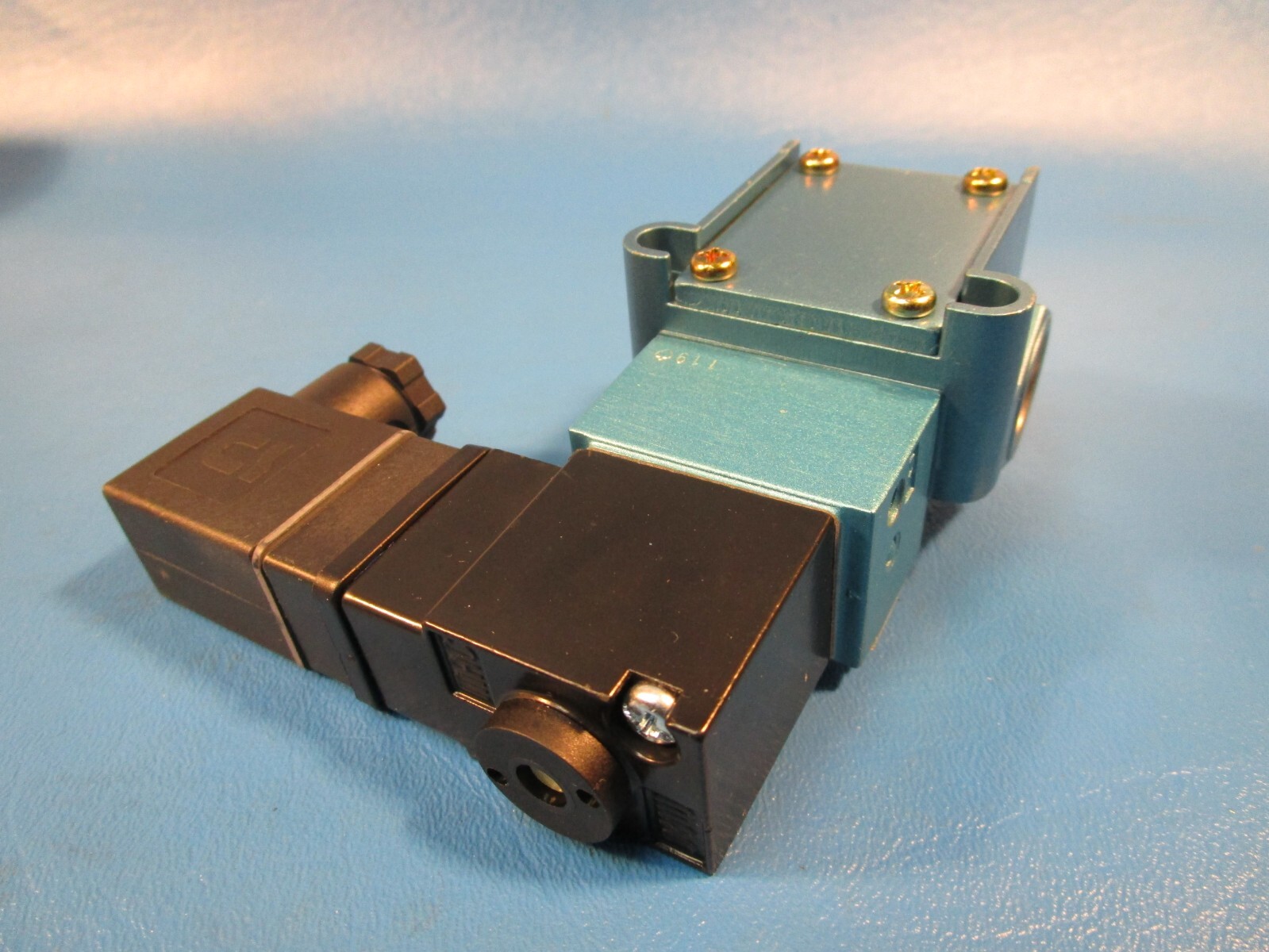 MAC VALVE 55B-12-PI-611JB MAC SOLENOID VALVE, NORMALLY CLOSE, 24V DC